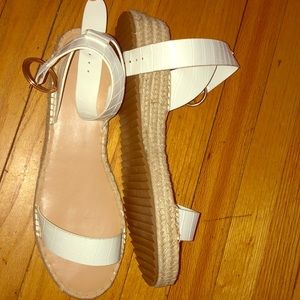 Sandals size 12